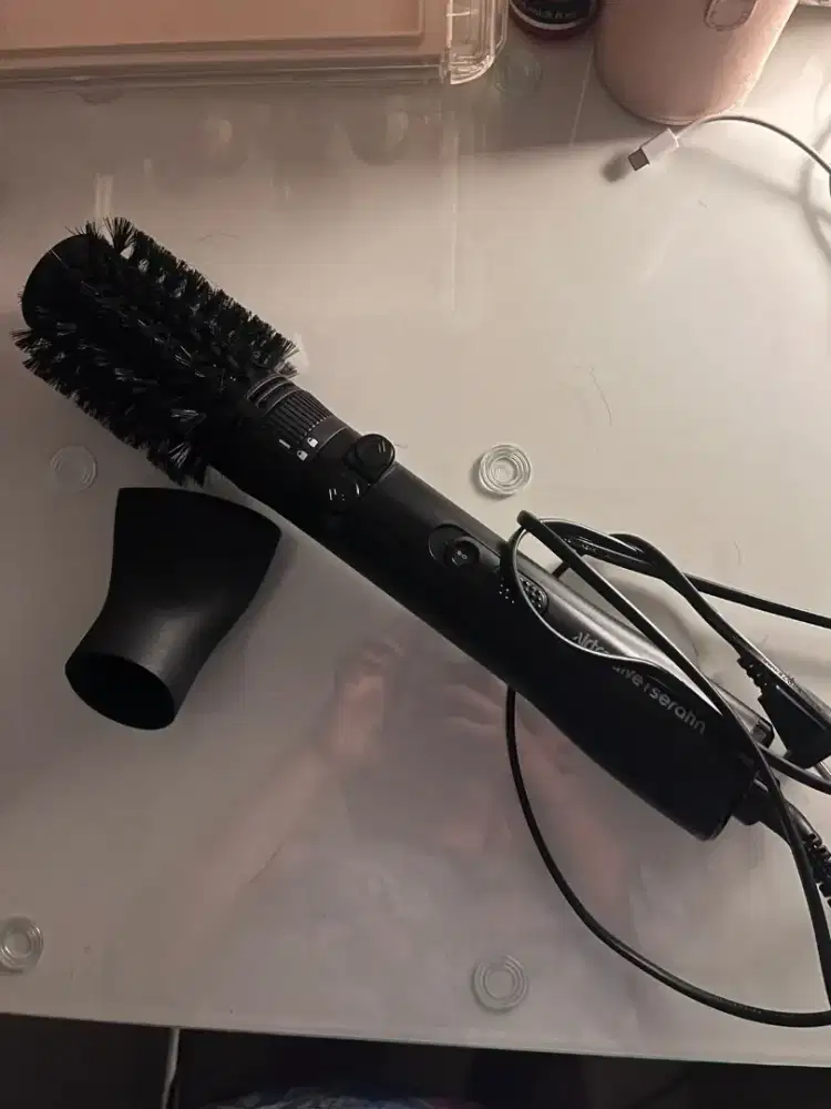 Dijual Blow Dryer kondisi seperti baru