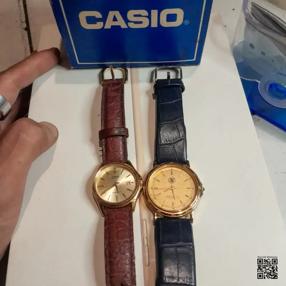 2 Pcs Jam wanita dial gold