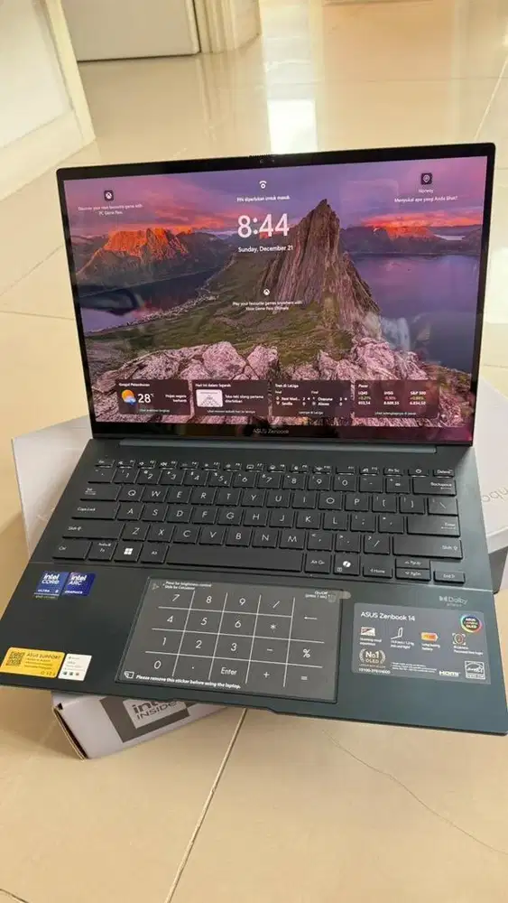 DIJUAL ASUS ZENBOOK 14