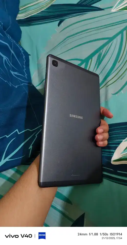 Samsung tablet A7 lite