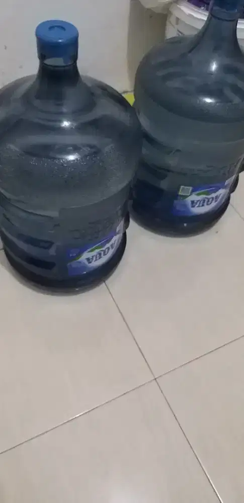 Jual galon aqua kondisi bagus semua ga ada bocor atai cacad