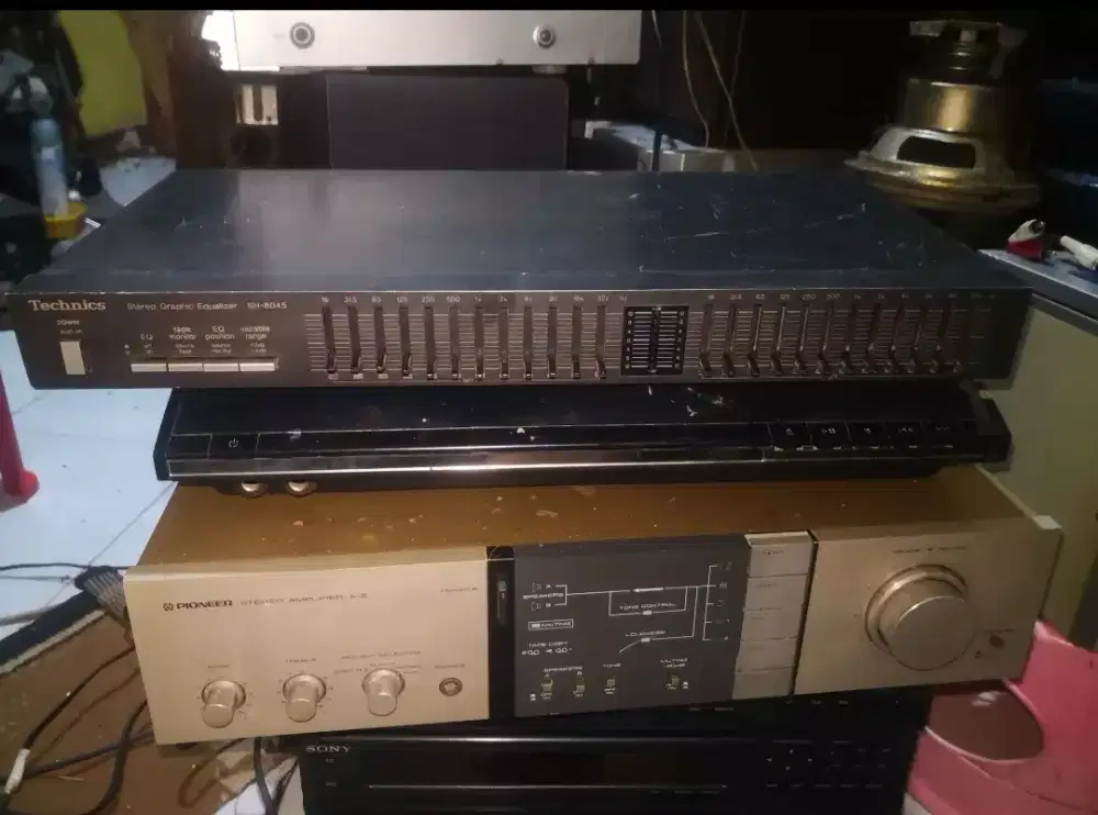 Equaliser technical SH-8045