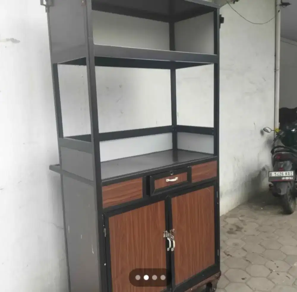 Jual Cepat Gerobak / Booth beroda.