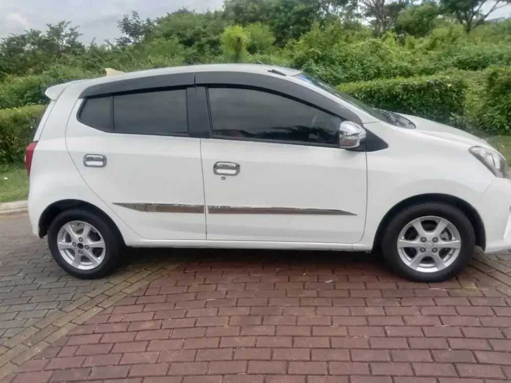 Toyota Agya tahun 2015 matic tipe G pajak hidup