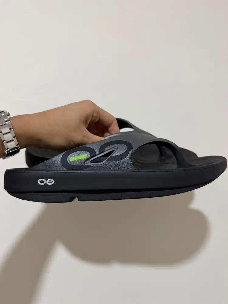 Healthy Sandal Oofos size 44