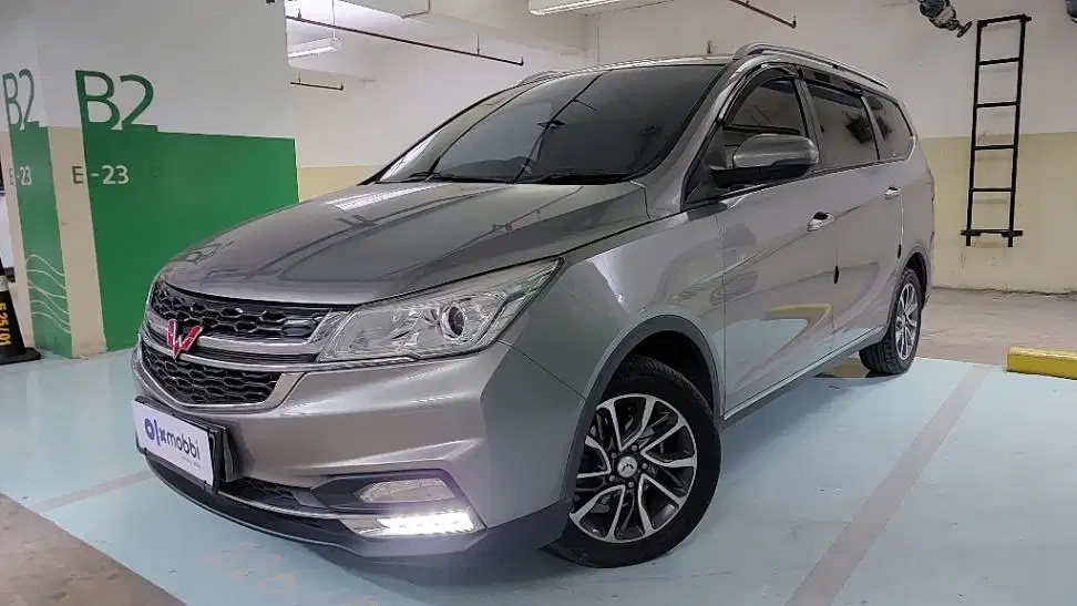 TDP 7,JT Wuling Cortez 1.5 CT L Bensin-AT Abu 2019