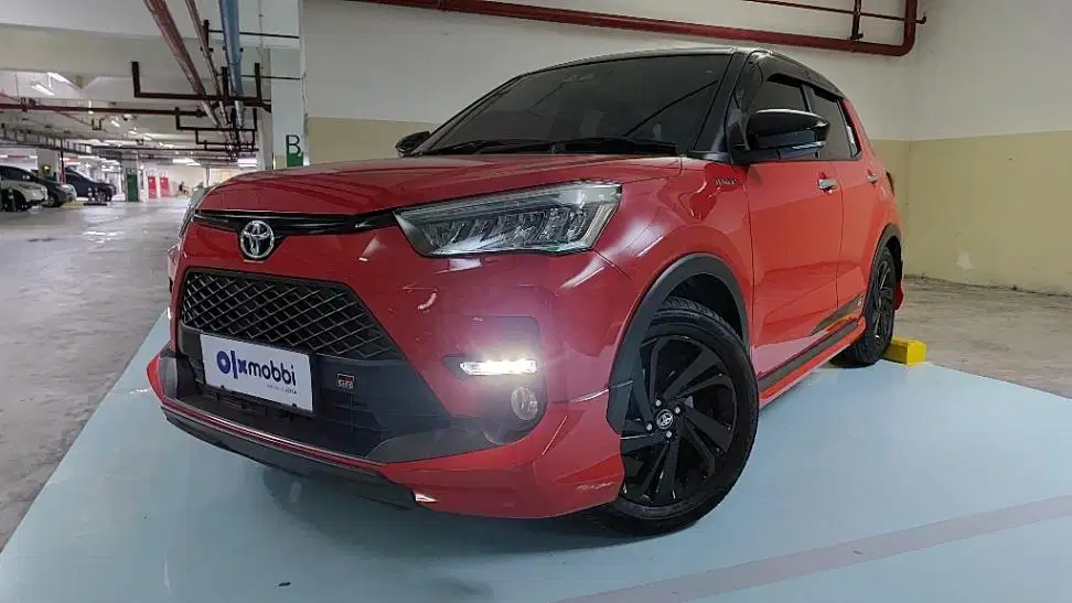 TDP 9,JT Toyota Raize 1.0 T GR SPORT Two Tone Bensin-AT Merah 2021