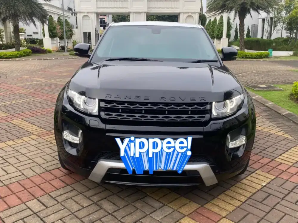 Dijual mobil Land Rover tahun 2013 pemakaian Dynamic Luxury termahal