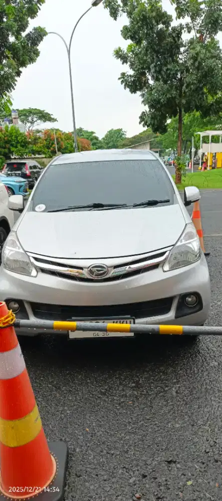 Xenia R delux 2012 manual