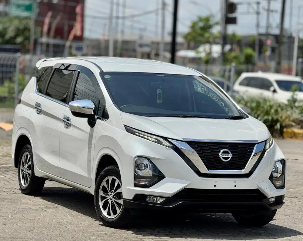 KM 50 All New Livina 2019 Automatic Plat H Istimewa Like New