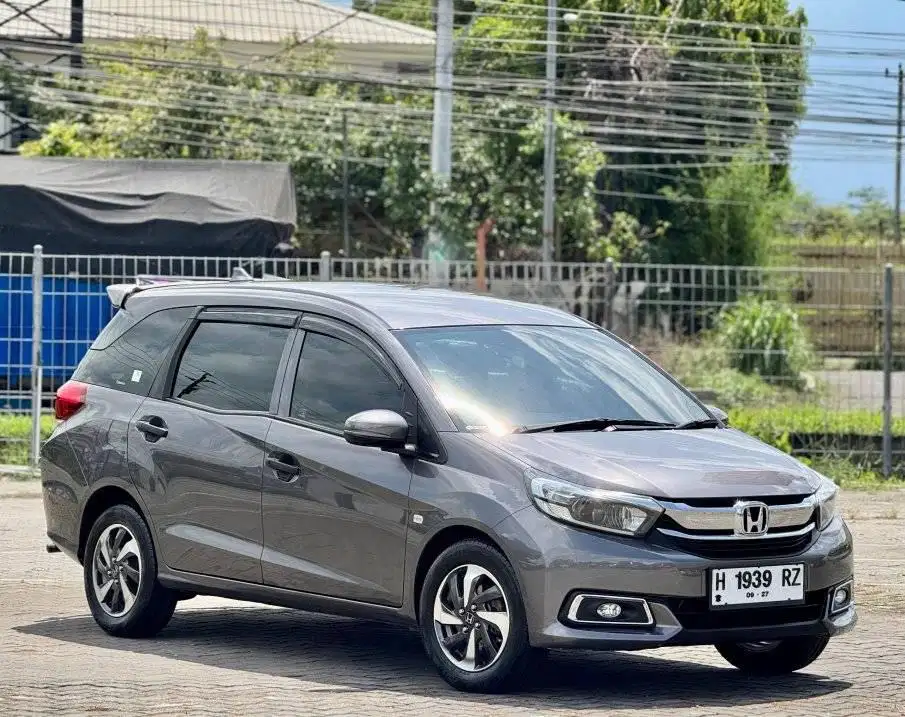 KM 70rb Honda Mobilio 2018 Manual Plat H Istimewa Sekali