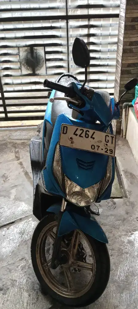 Dijual motor honda beat 2009