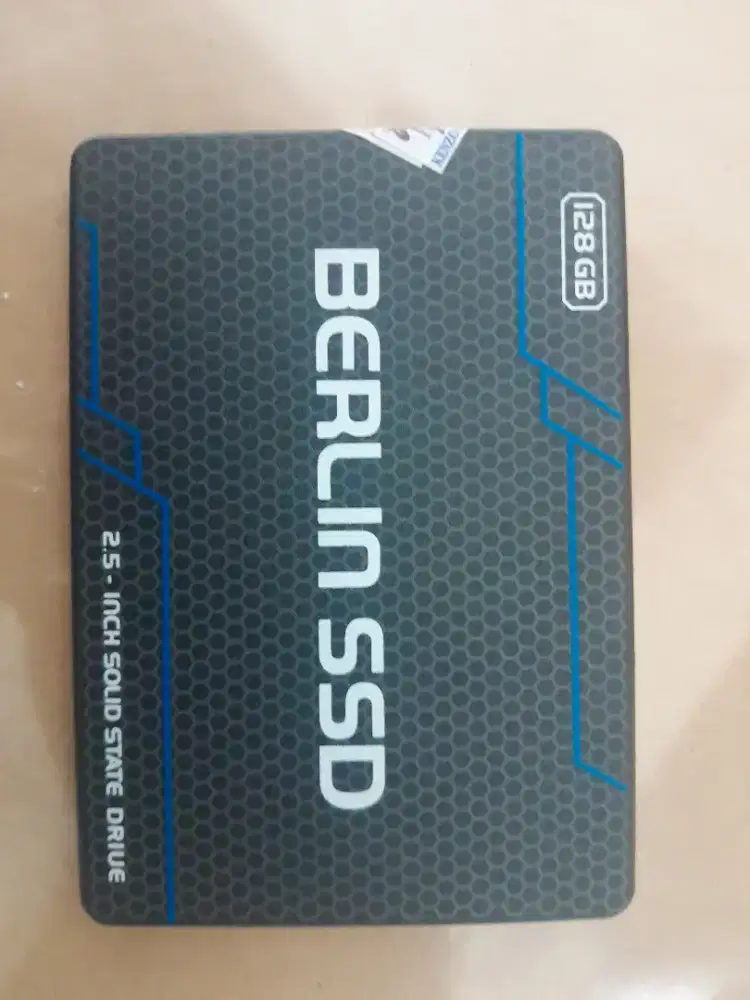 SSD BERLIN 128 GB SENTINEL 100%