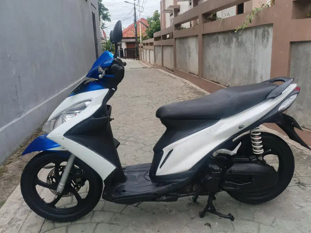 Suzuki.skidrive 2011 stater tokcer halus mulus terawat
