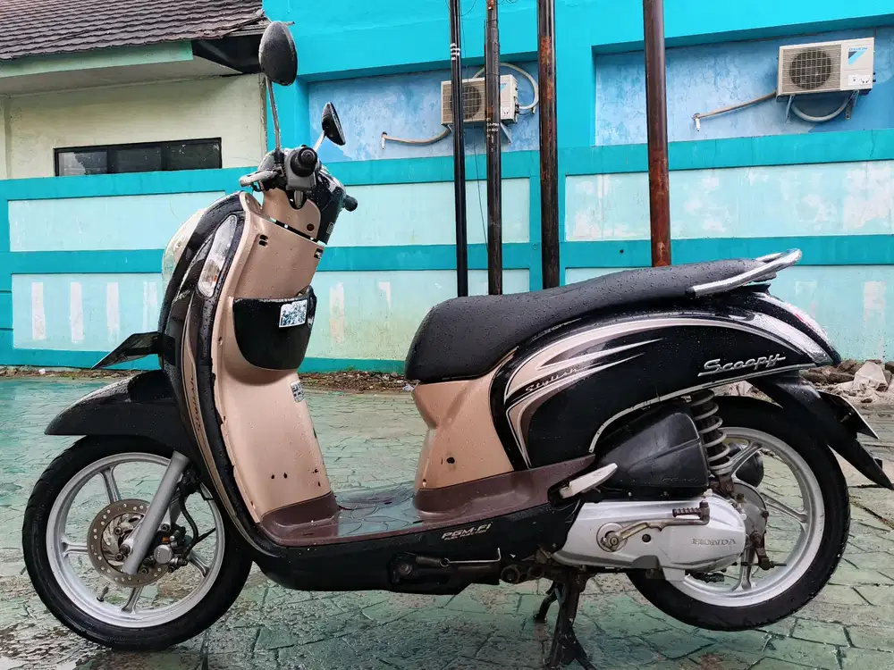 Honda Scoopy FI 2014 stater tokcer halus mulus terawat