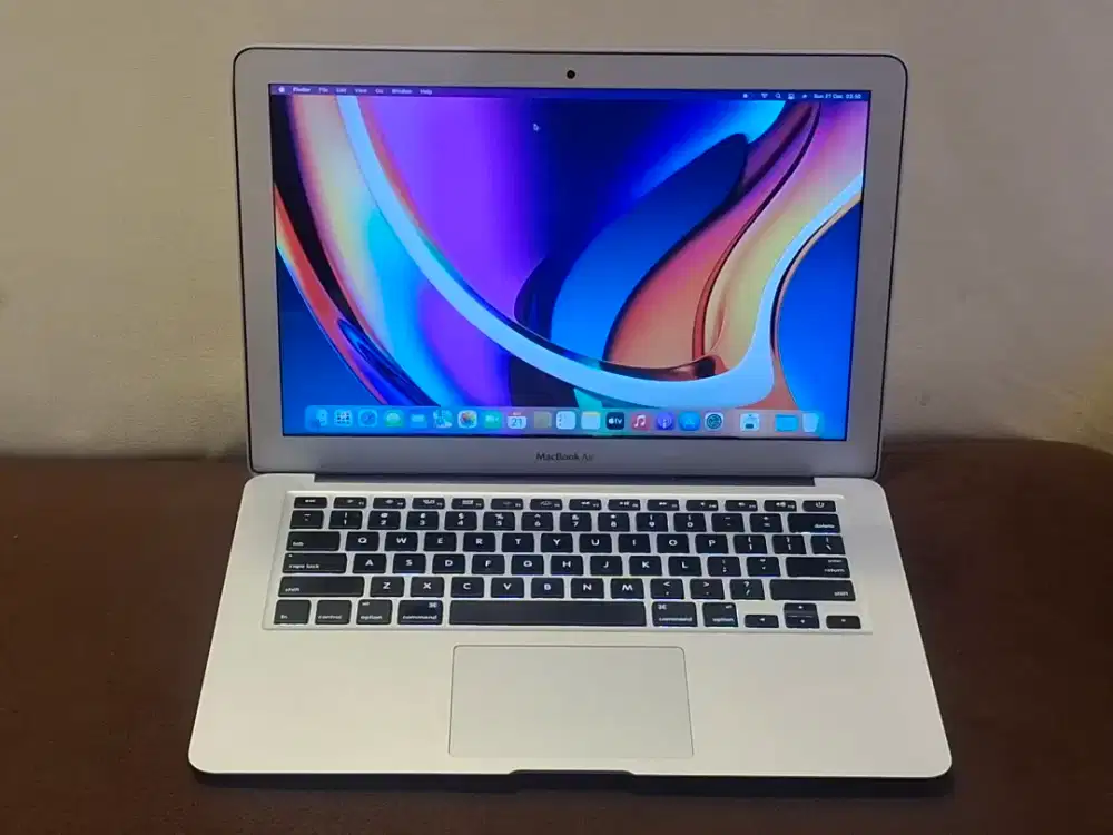 Jual Laptop Macbook Air 2017 | Intel Core I5  | Ram 8 /128 GB