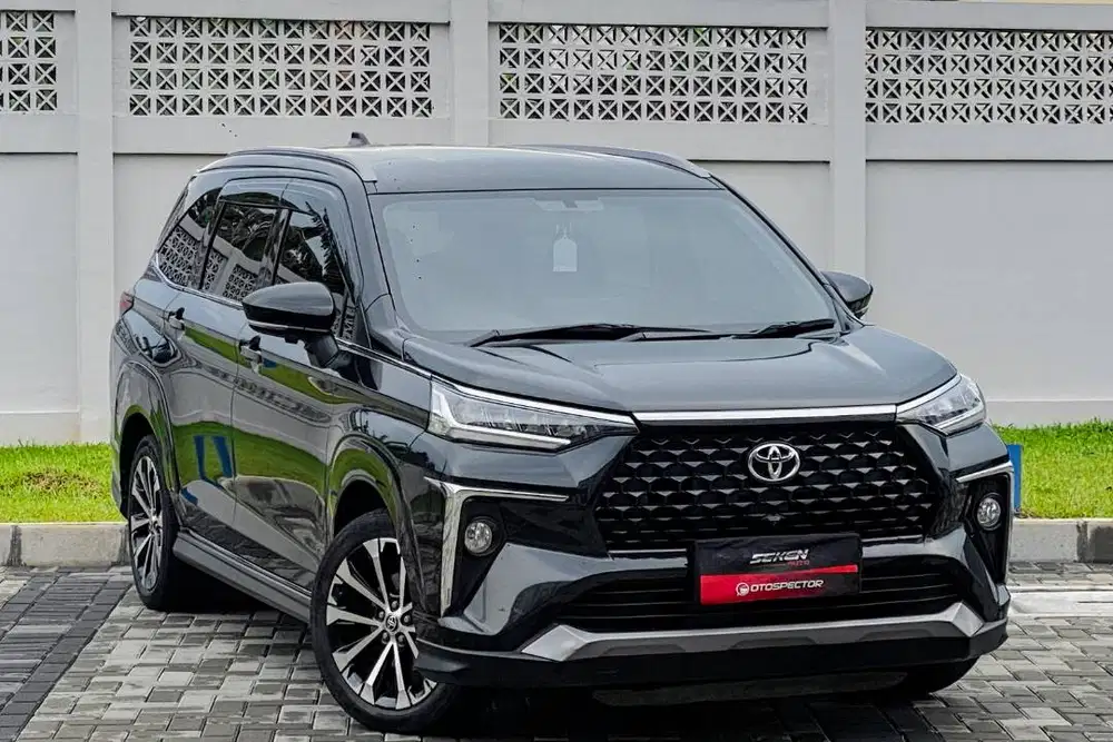 Toyota Veloz 1.5 Q 1.5Q CVT Matic Non TSS 2021 Hitam Metalik,