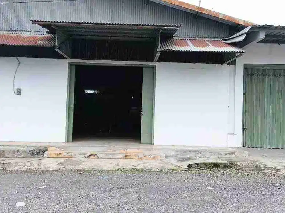 Disewakan Gudang Lokasi Asrikaton Pakis Malang Dekat Exit Tol Pakis