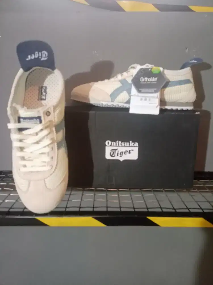 Sepatu onitsuka carbot jeans langka