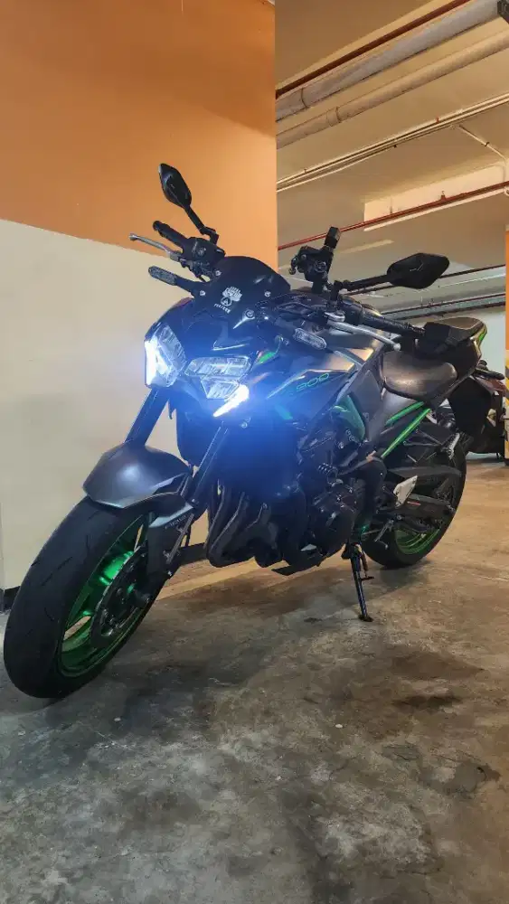 Kawasaki z900 2024