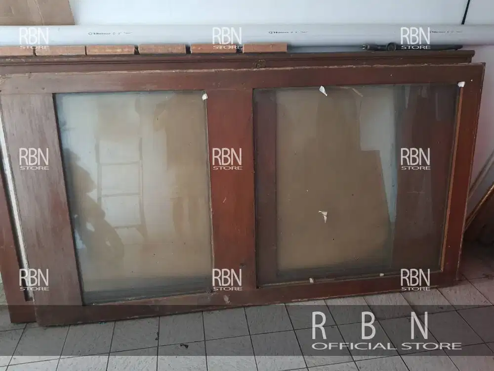 Pintu Kaca Kayu 207 Cm X 110 Cm