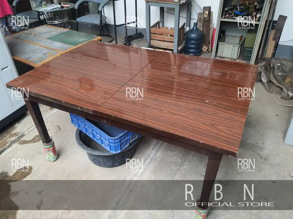 Meja Makan Kayu Bisa ditarik ( Panjang atau Pendek )