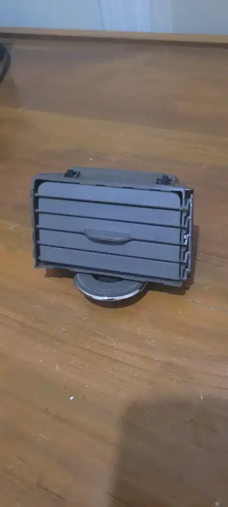 kisi kisi ac ertiga sebelah kiri