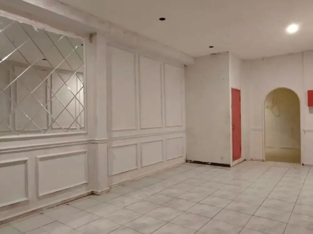 DISEWAKAN RUANG USAHA  SAYAP LENGKONG BANDUNG KOTA