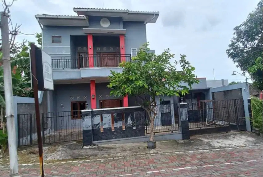 Dijual Rumah 2 lantai