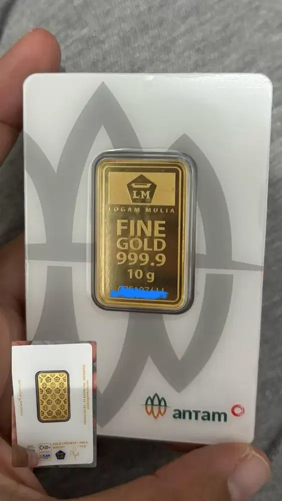 Emas antam 10 gram tahun 2025