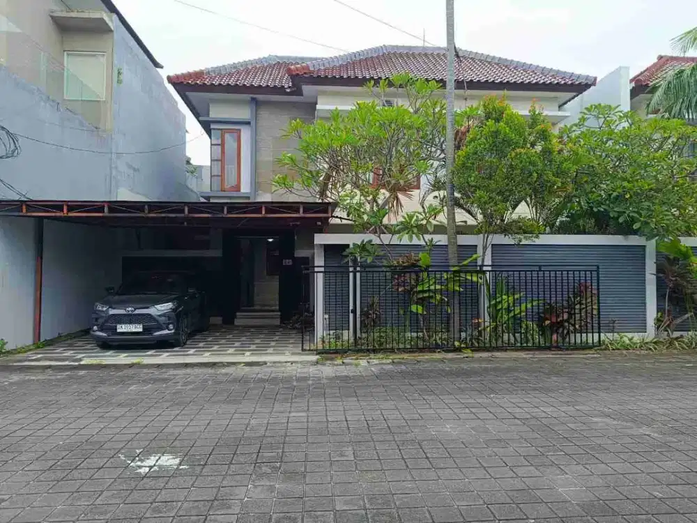 dijual.rumah moderm lingkungan elite lokasi sunset road kuta