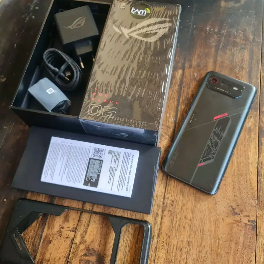 Asus ROG Phone 5 RAM 12/256 White Garansi Resmi ROG 5 Like New