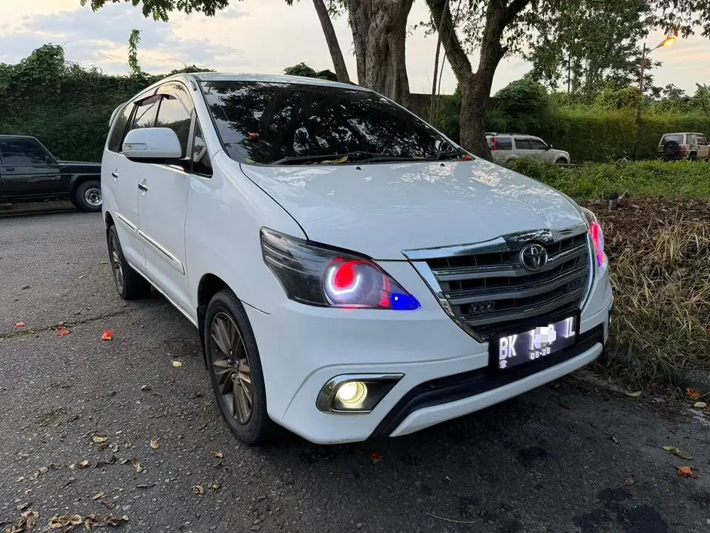 Bebas banjir 1000%!! Innova diesel 2013 Kondisi puas