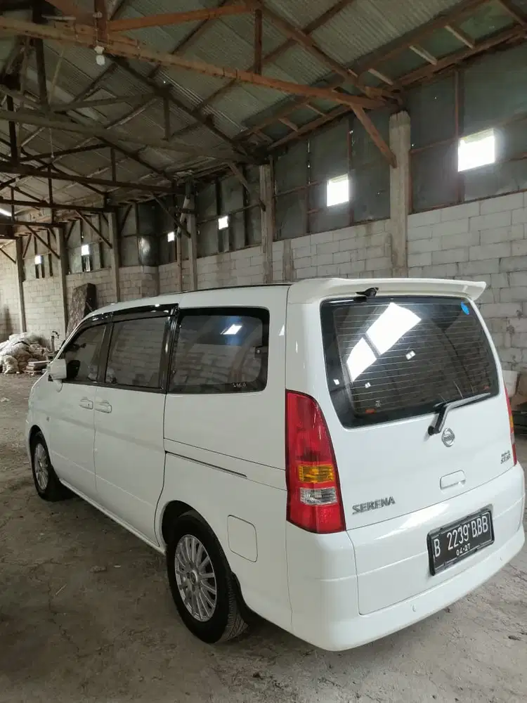 Nissan Serena 2012 Bensin