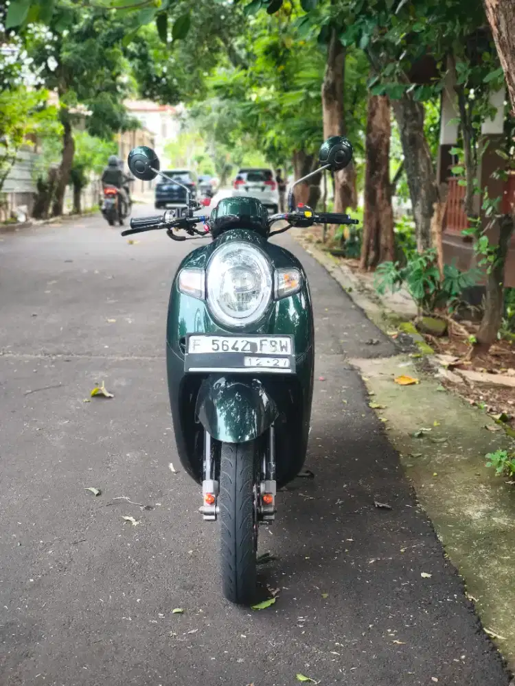 Scoopy sial nambah ke di atasnya