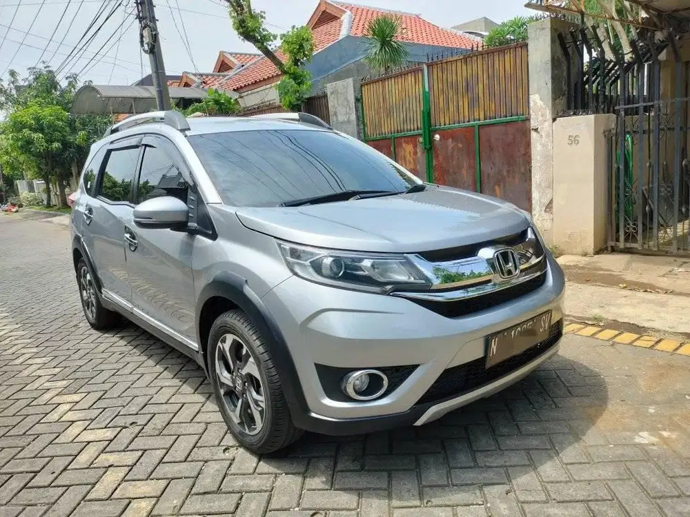 Honda BR-V 1.5 E Bensin Matic/At 2016 Kondisi Sangat Terawat