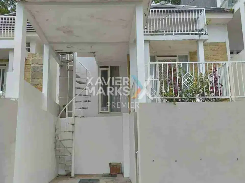 Dijual Cepat Villa Di Emerald Villa Kota Batu Malang  B. U