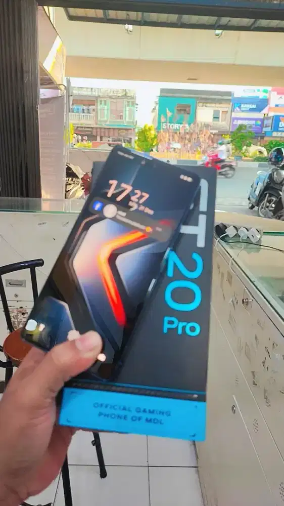 Infinix GT 20 Pro Ram 8/256GB Fullset