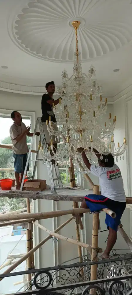 JASA BONGKAR PASANG LAMPU KRISTAL