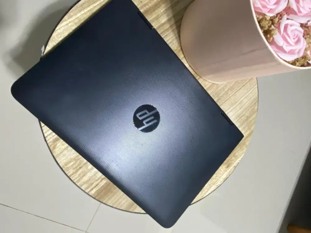 Laptop HP x360 black