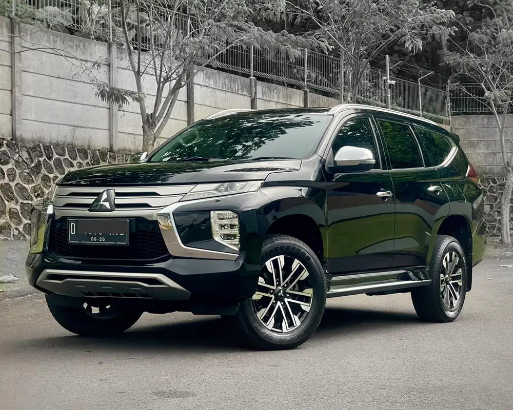 Pajero Sport Dakar 4x2 AT 2021