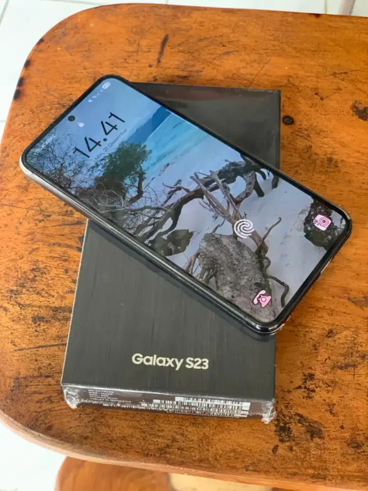 Samsung S23 5G 8/256gb