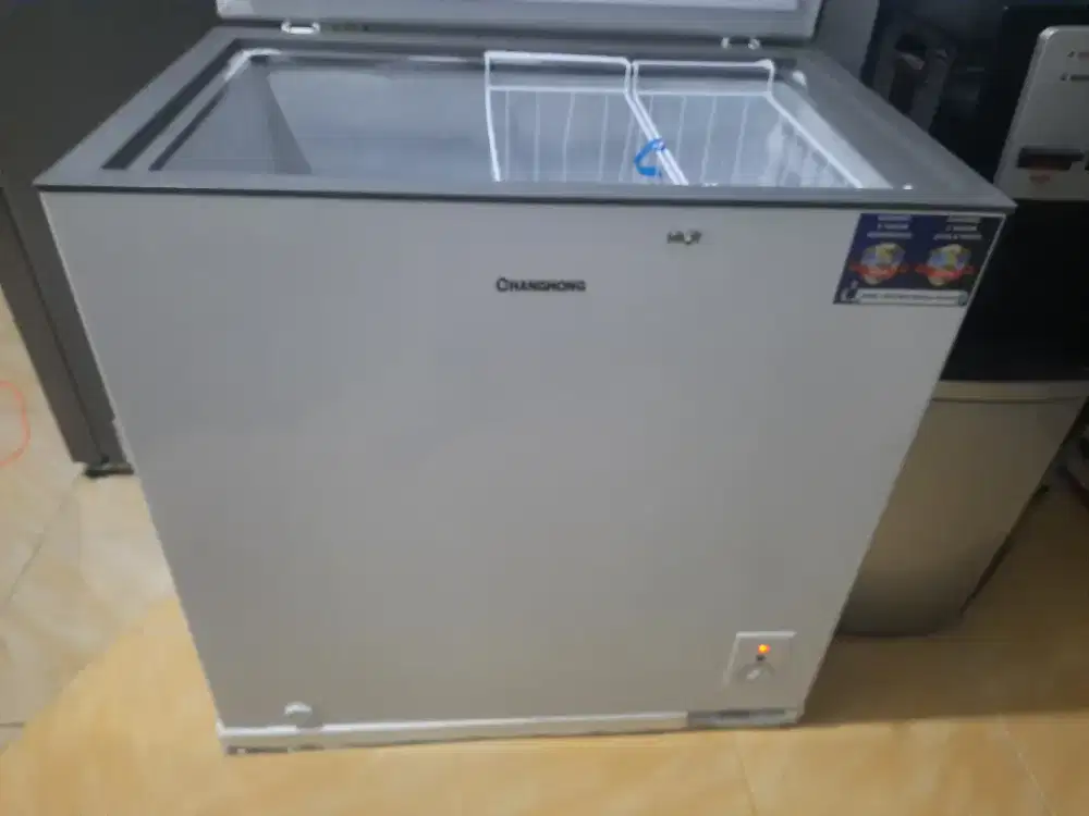 Freezer bekas rasa baru