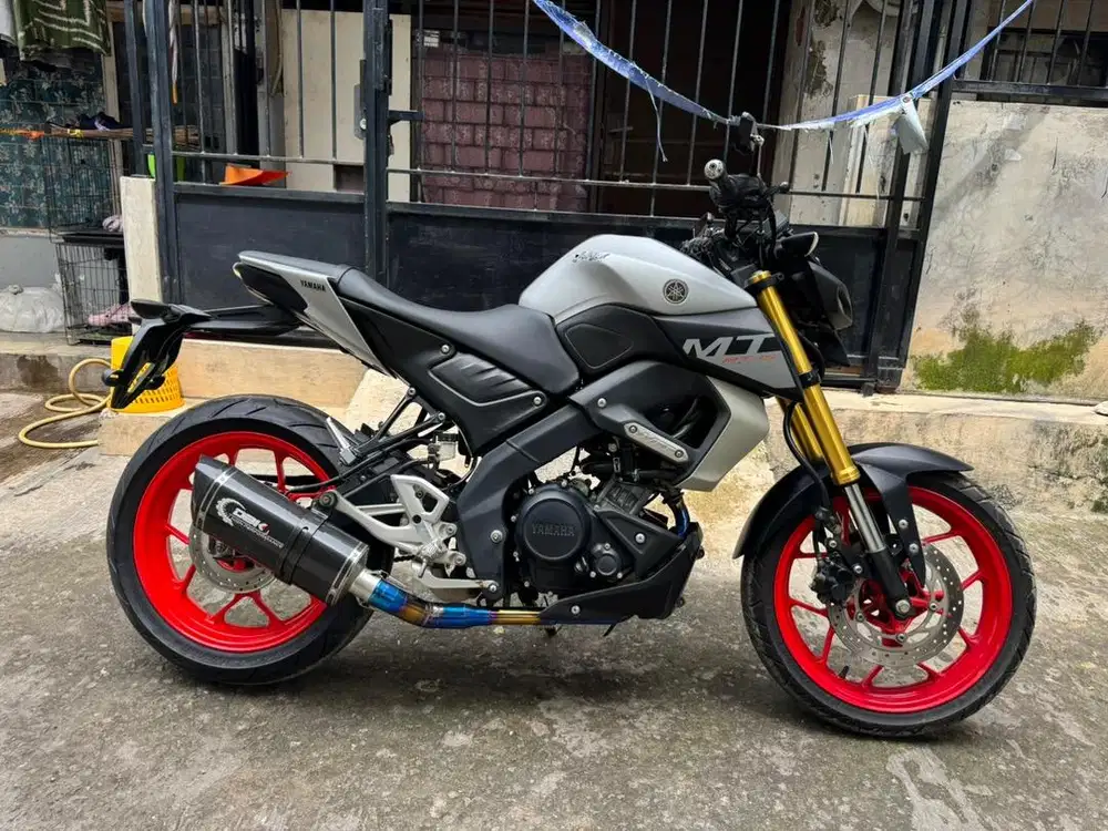 Yamaha MT-15 thun 2019 mesin halus jozz siap gas gan.