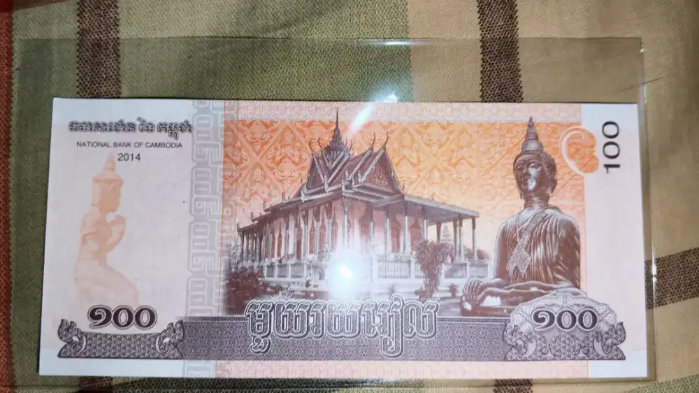 Uang kuno Kamboja 100 asli gress