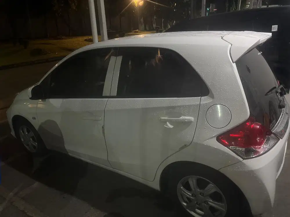 Brio satya 2016 mulus km rendah