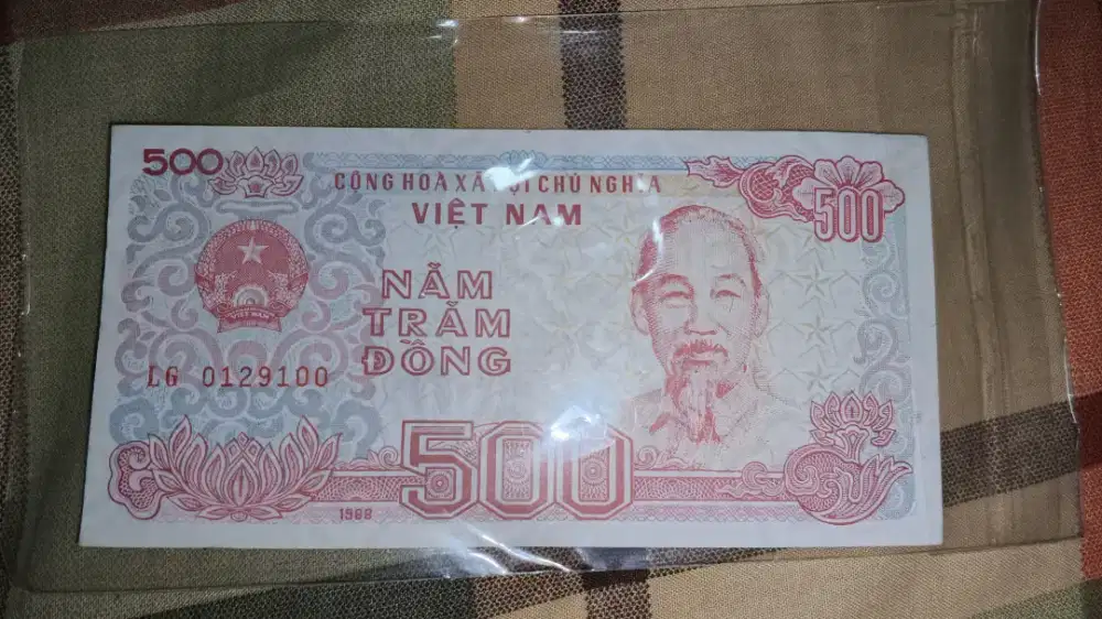 Uang kuno vietnam 500 dong asli gress