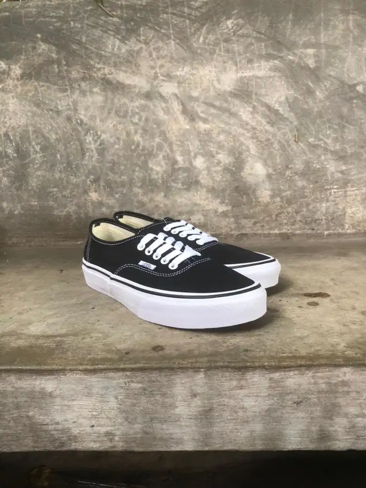 Vans Authentic BW size 40