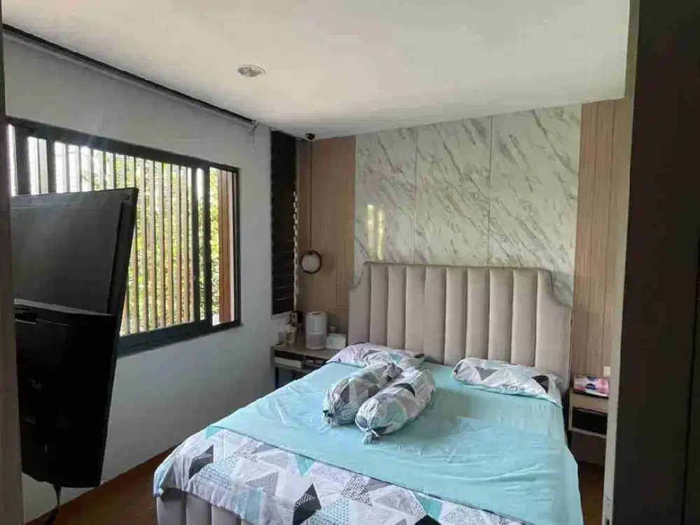 Rumah 2.5 Lantai 4+1 Kamar Luas 200m Caelus Greenwich BSD City