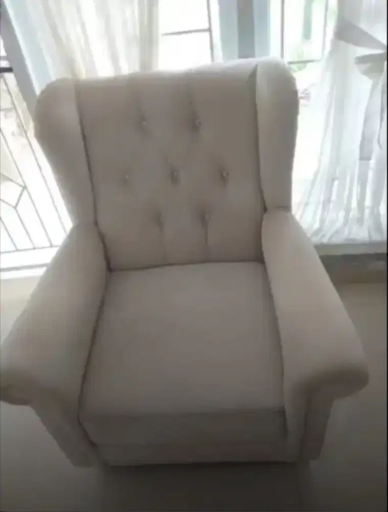 Sofa single chesterfield 2 unit